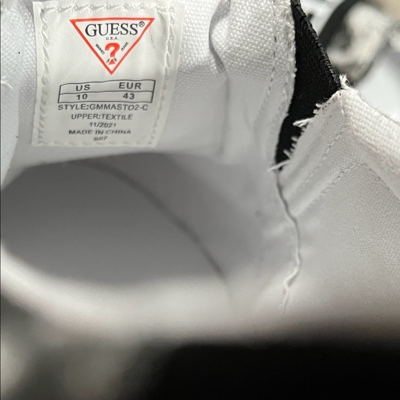 Guess Black Tie Die Slip-ons NWOT Men’s 10 - Picture 4 of 5